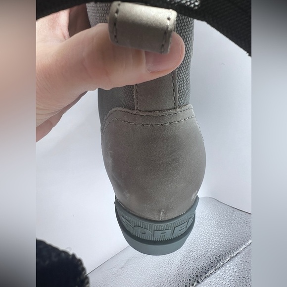 NWT Sorel Evie II wedge boots, gray/pink size 9 - Picture 6 of 12